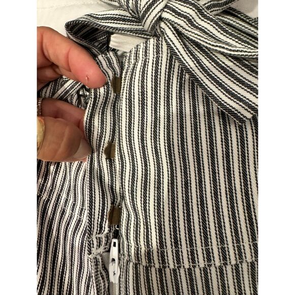 BCBGeneration Striped‎ Belted Cropped Trousers Pant Size 6 - Picture 9 of 10